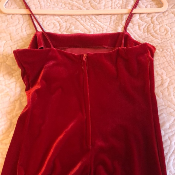 Sans Souci red velvet dress - Picture 3 of 7